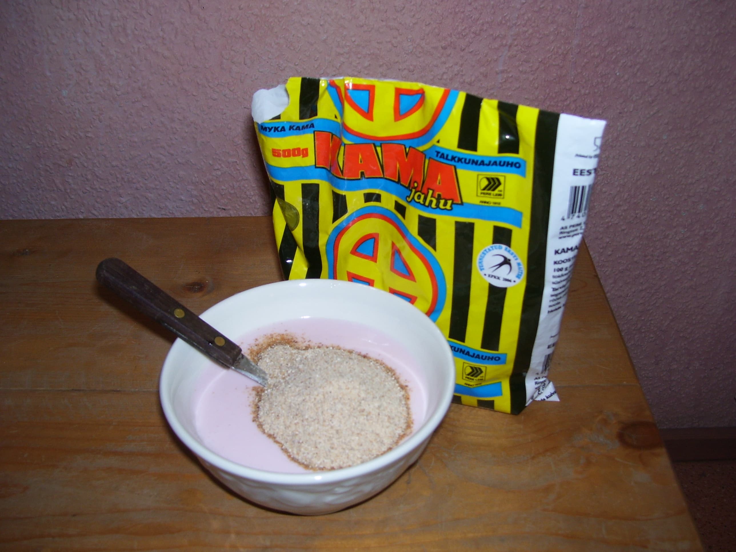 Kama (food) — a finnish breakfast dish from Finland — featuring no-bake, roasted grain flour, milk-stirred breakfast