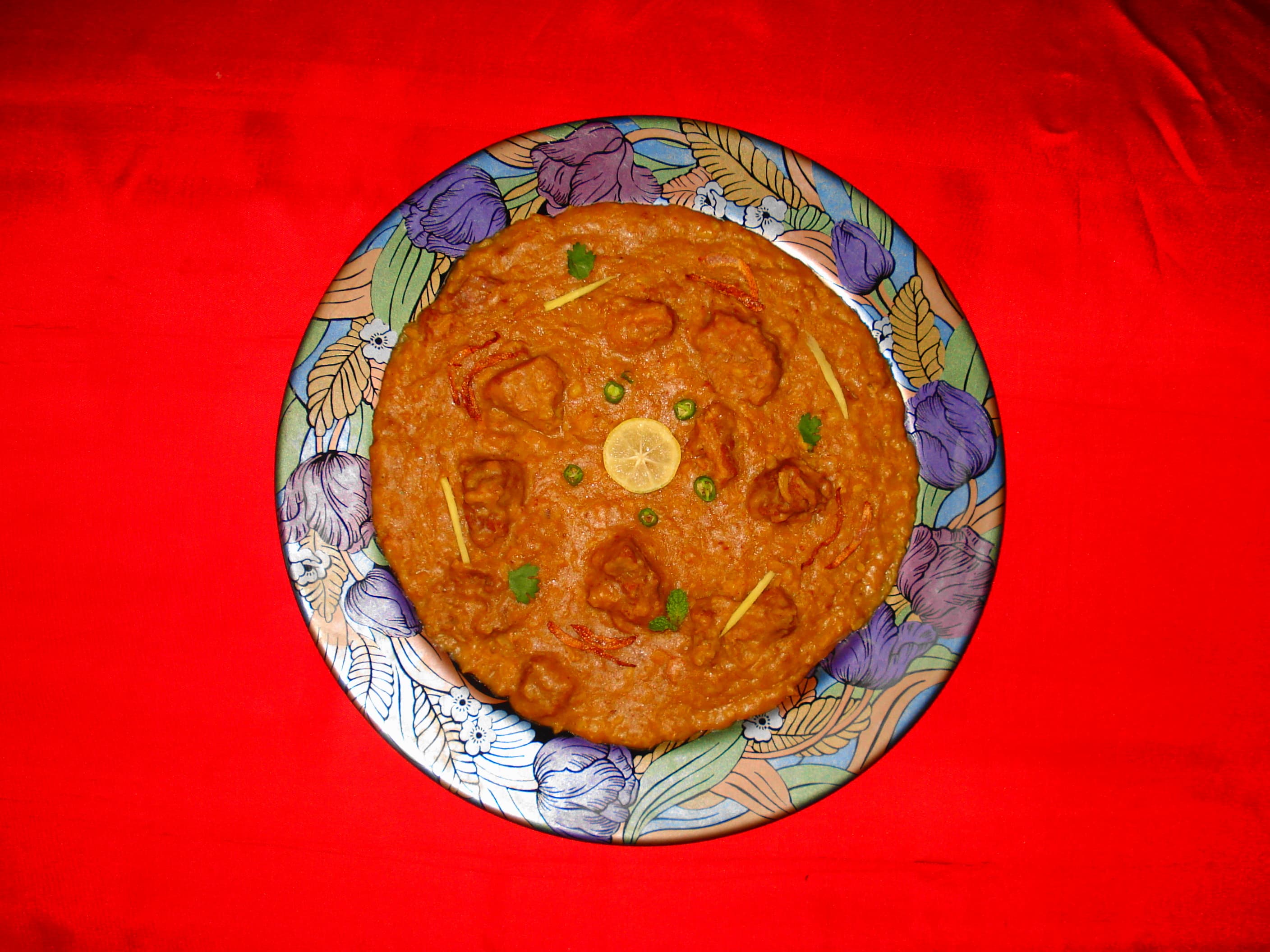 Khichra — a indian street food dish from India — featuring slow-cooked, meat-forward, spiced