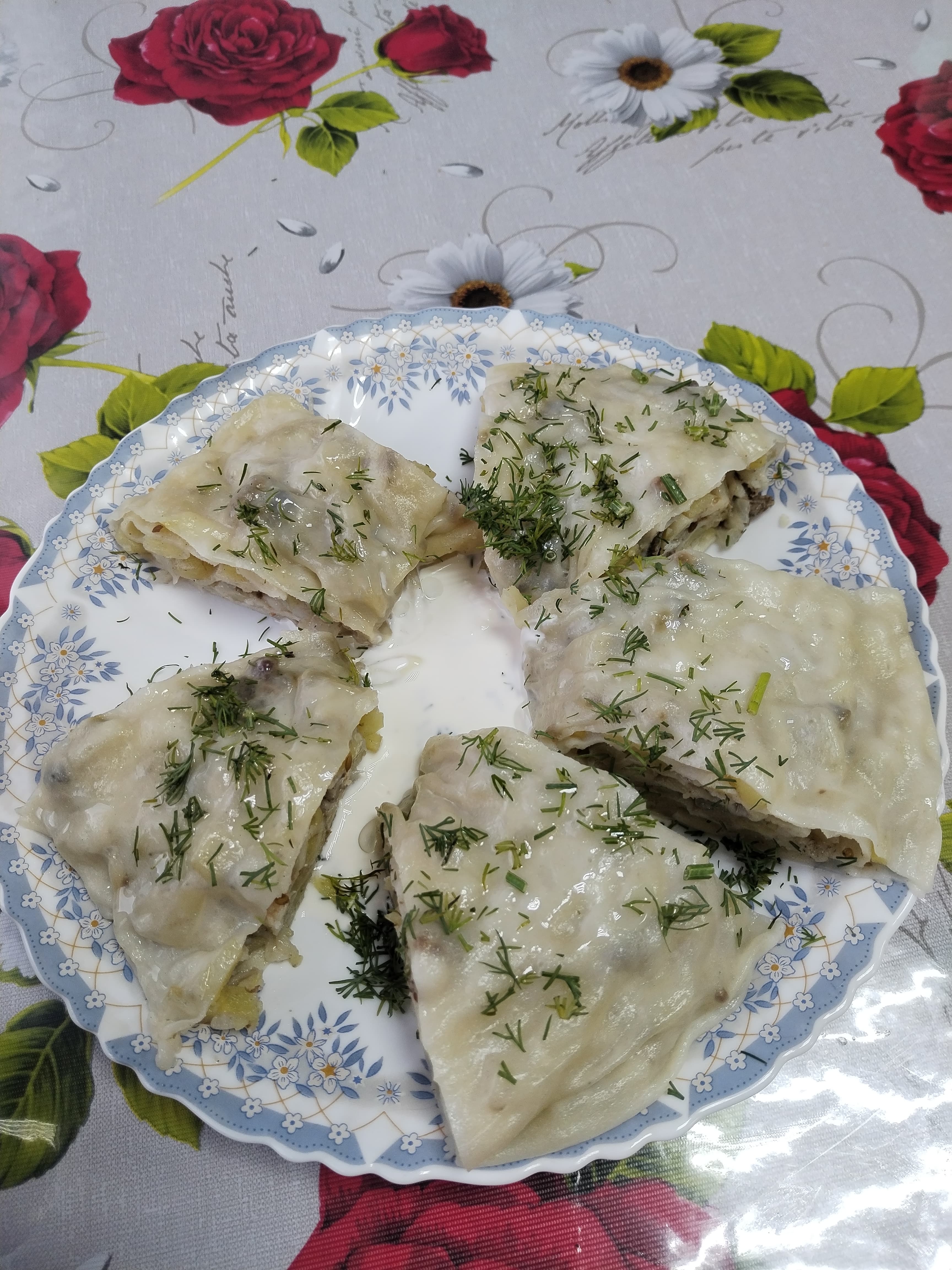 Orama (dish) — a kyrgyzstan cuisine main course dish from Kyrgyzstan — featuring spiral-rolled, steamed, nomadic Central Asian
